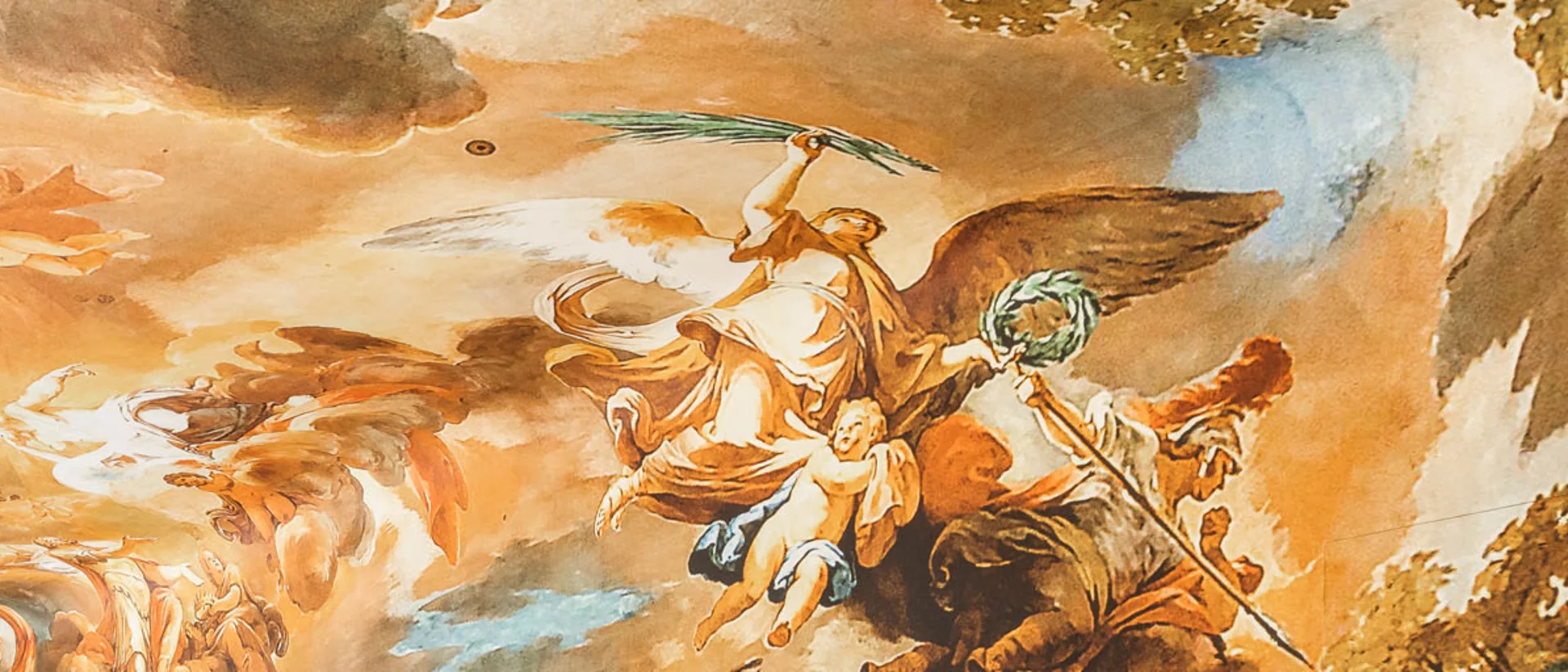 Hotel Regina Caserta · 4 stelle · A due passi dalla Reggia Interno di hotel con pareti e soffitto affrescati e mobili d'epoca